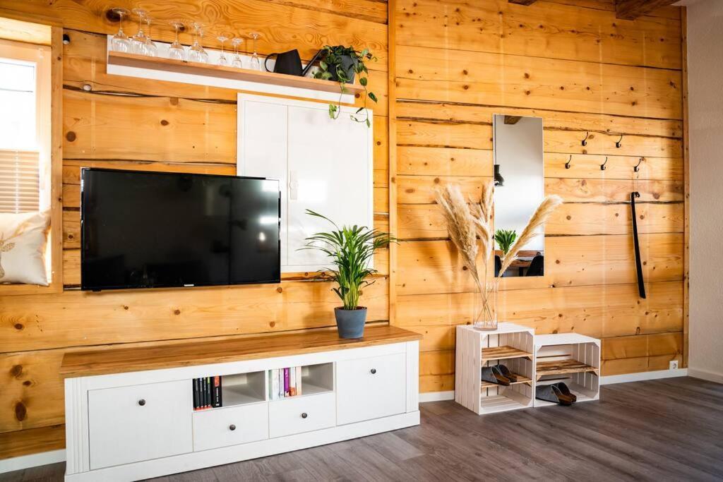Neu Renoviertes Ferienhaus/Wohnunng Kleine Auszeit Sonnenbühl Esterno foto